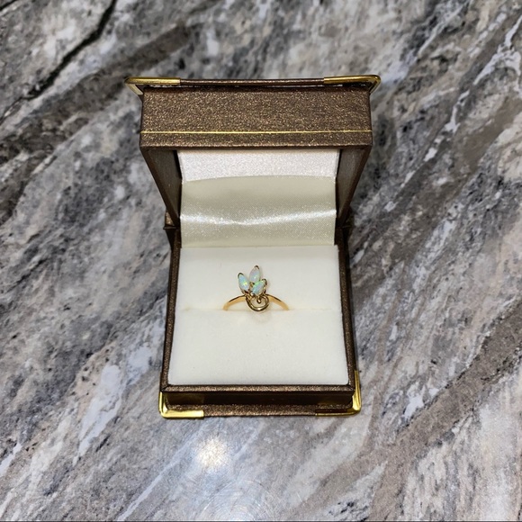 Opal 14K Gold Ring - Picture 2 of 8